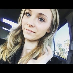 Meet your Posher, Savannah